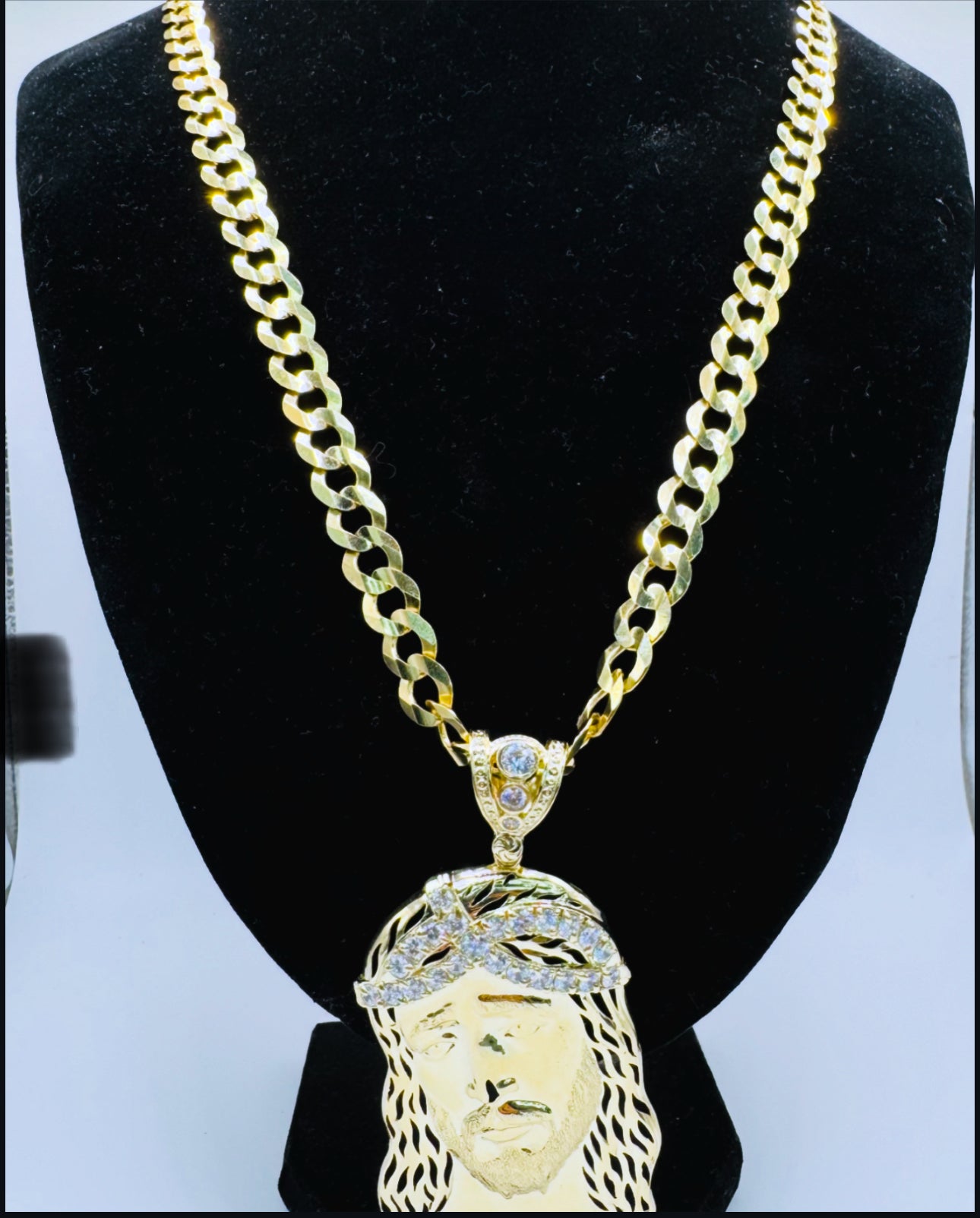 Diamond cut chain